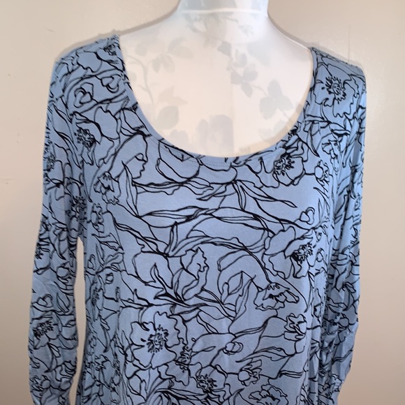 Philosophy Sharktale Pale Blue Floral Print Tunic - Picture 2 of 8